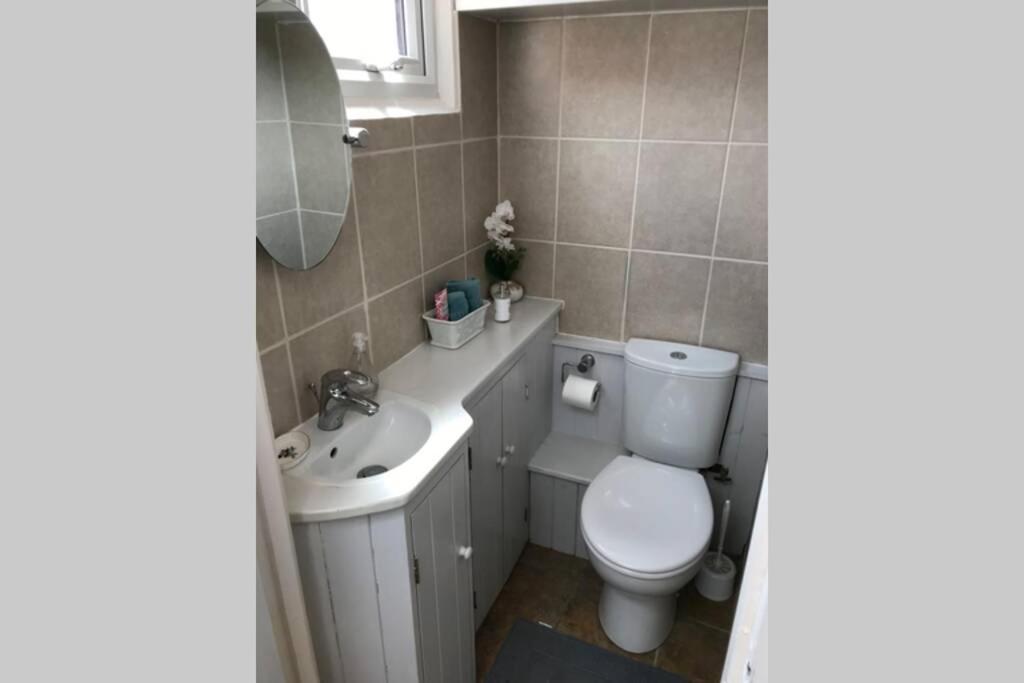 Moot View Villa Downton  Екстериор снимка